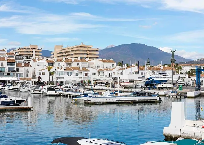 Apartament - Marina Banus, Puerto Banus, 2br Spacious, Parking & Pool Marbella